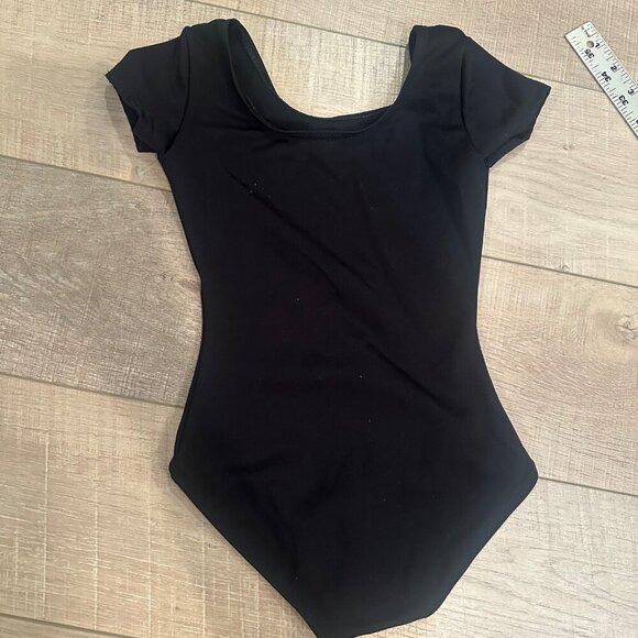 CAPEZIO BLACK INTERMEDIATE CHILD BLACK LEOTARD IC - Picture 2 of 3
